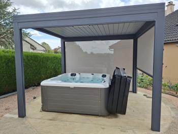 Spa Bahamas - 5 Personnes - Jupe du Spa : PVC Gris - Couleur de la cuve : Blanc Cristal